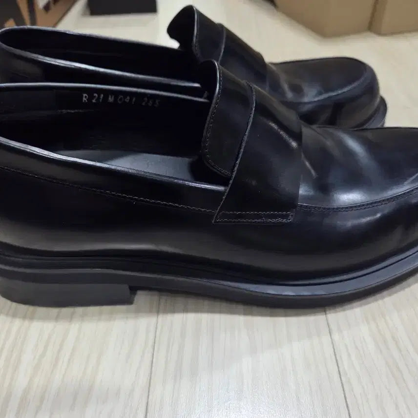 [BUNJANG] Romantic Move Downer Loafers Black 265 / 로맨틱무브 다우너 로퍼 블랙 265