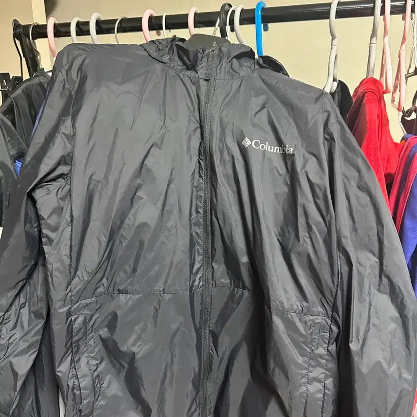 [BUNJANG] Columbia Lightweight Windbreaker Jacket / 콜롬비아 경량 바람막이