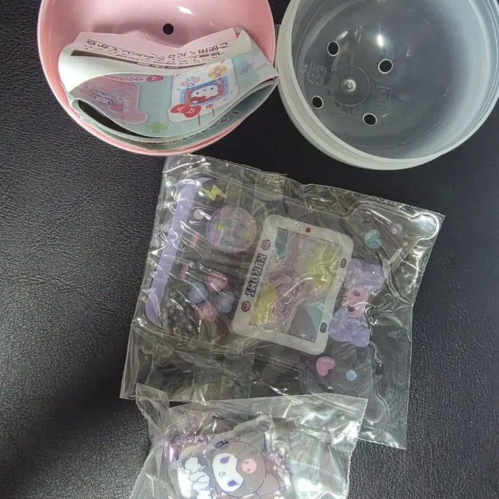 [BUNJANG] Sanrio Kuromi Game Machine Design Acrylic Keyring / 산리오 캐릭터 게임기 디자인 아크릴 키링 가챠 쿠로미