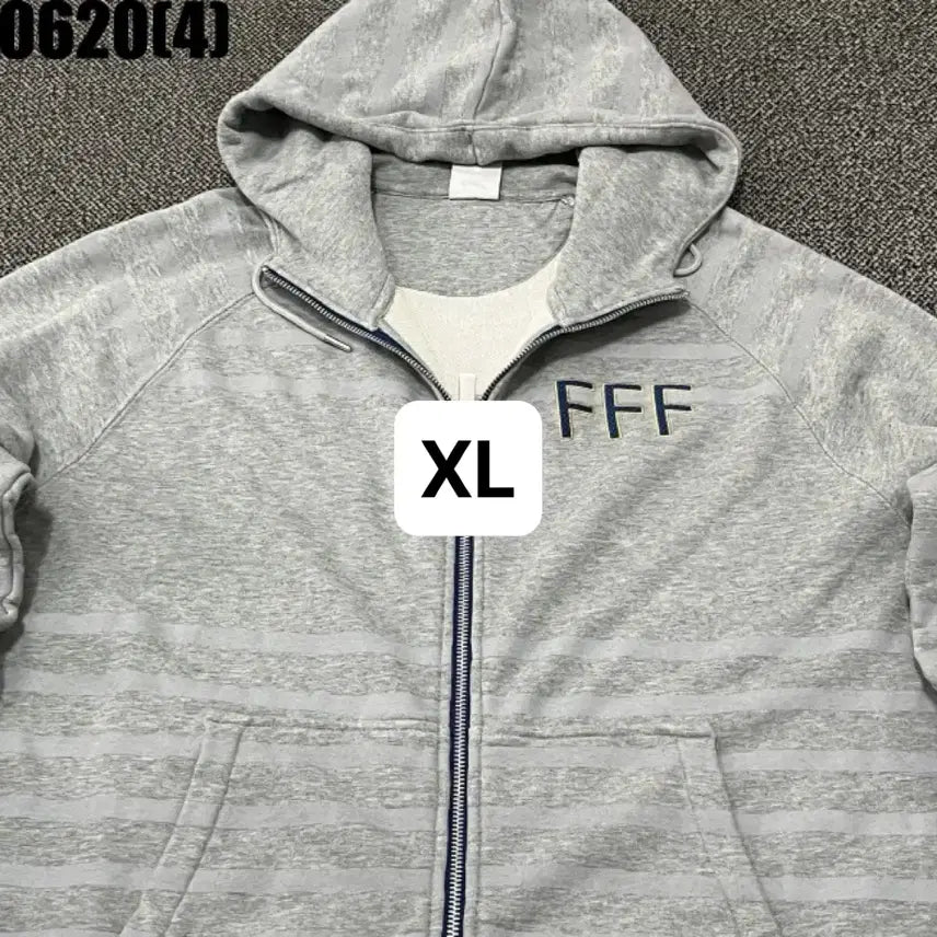 [BUNJANG] Nike Grey FFF Hooded Zip-Up (Vintage) / [XL] 나이키 | 그레이 FFF 후드집업 (빈티지 0620)