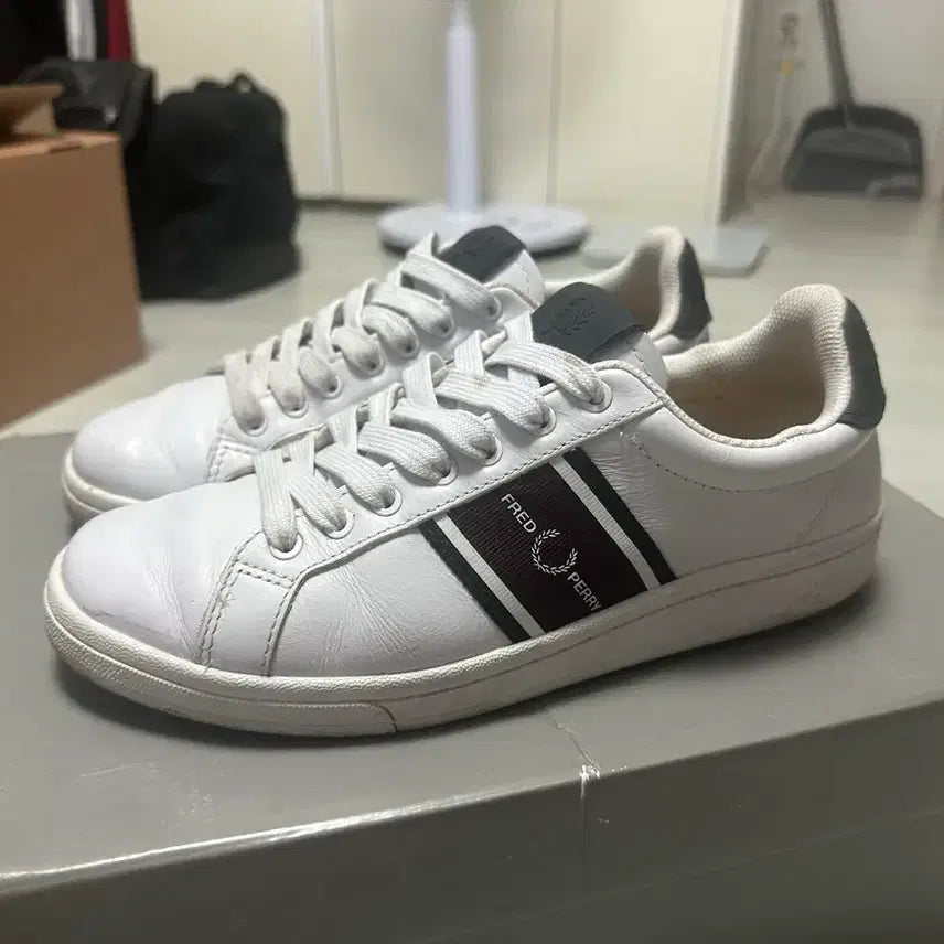 [BUNJANG] Fred Perry Sneakers Size 260 / 프레드페리 운동화 260사이즈