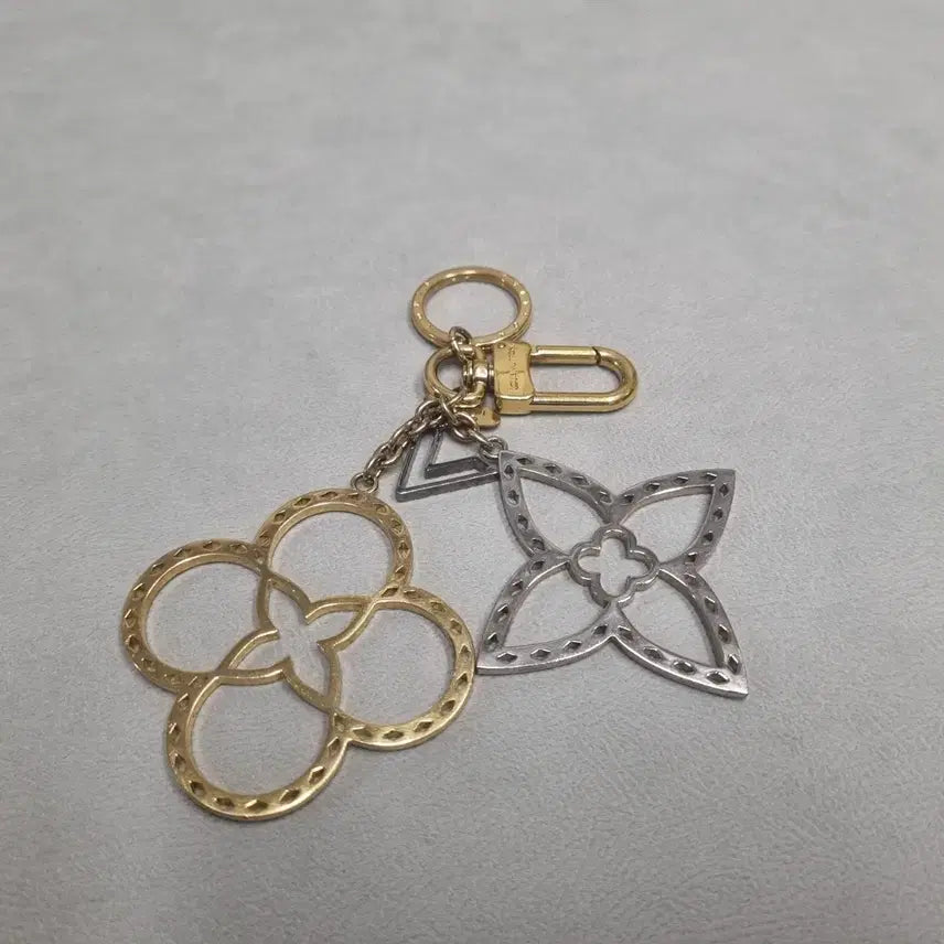 [BUNJANG] Louis Vuitton Neo Tapage Bag Charm Keychain / 루이비통 네오 타파쥬 백참 키링