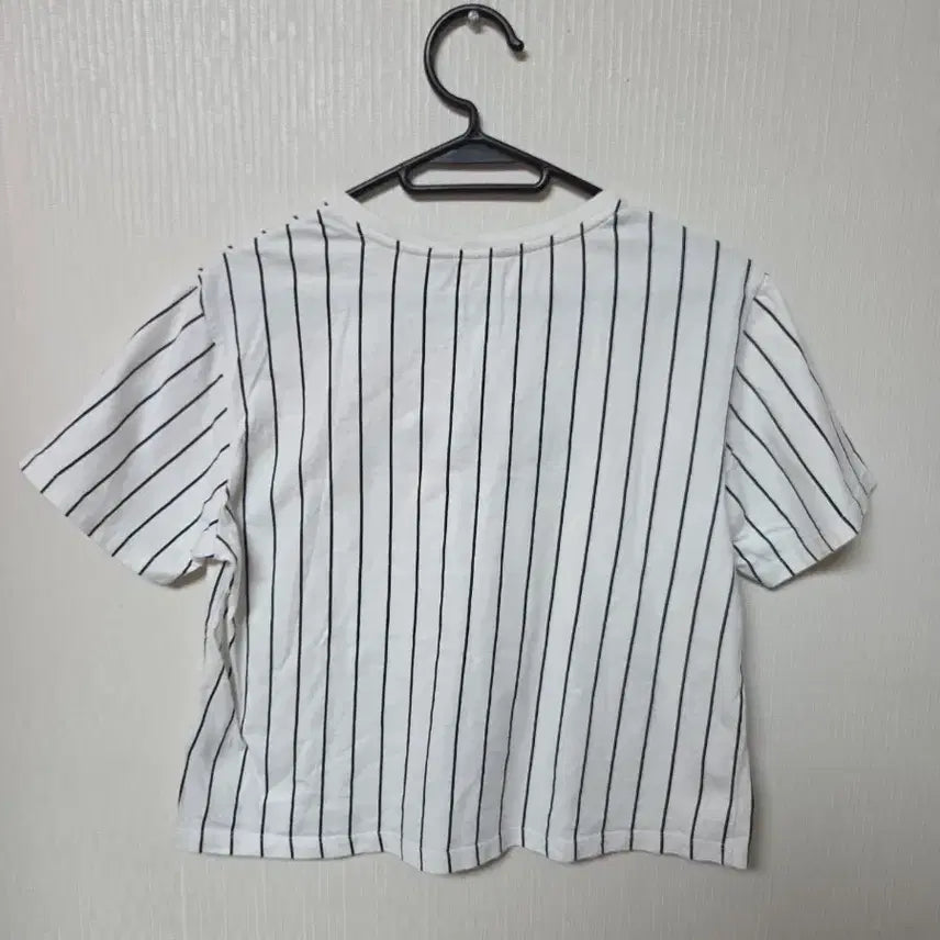 [BUNJANG] The Dayz Striped Banana Print Short Sleeve T-Shirt / 더데이걸즈 줄무늬 바나나 프린팅 반팔 티셔츠 160