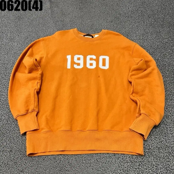 [BUNJANG] Uniform Bridge Orange Sweatshirt (Vintage 0620) / [L] 유니폼브릿지 | 오렌지 맨투맨 (빈티지 0620)