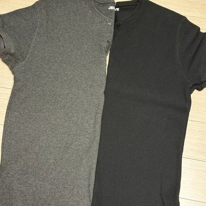 [BUNJANG] JL V Muscle Fit Henley Neck (Charcoal) Size 3 / 제이엘브 머슬핏 헨리넥(차콜) 3사이즈