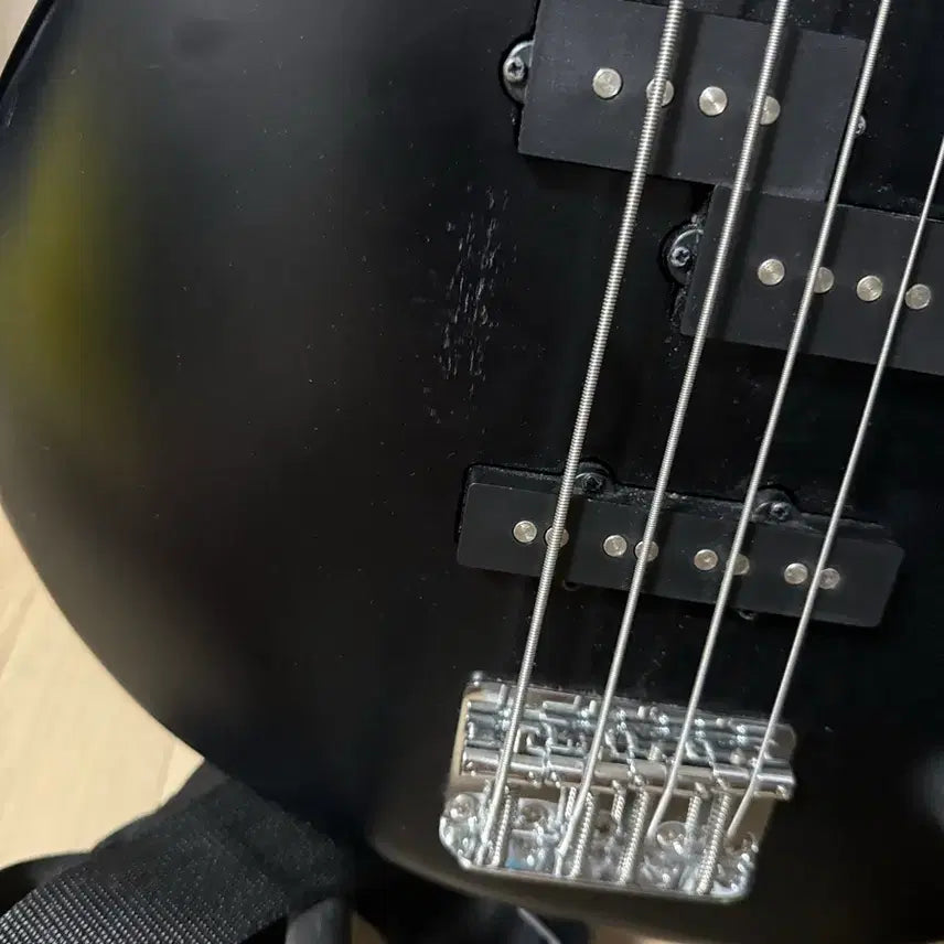 [BUNJANG] Colt Beginner Bass Guitar Package / 콜트 입문용 베이스