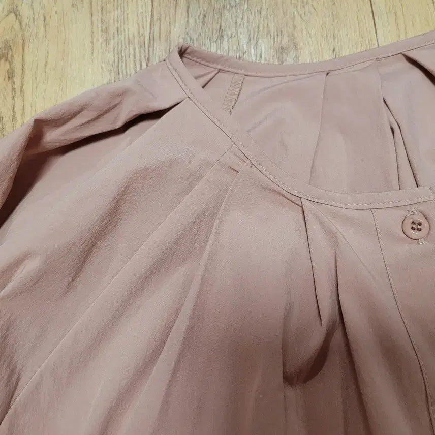 [BUNJANG] B.MUSE Venet Deep Pink Nut Blouse / 비뮤즈(B.MUSE) 베뉴엣 딥핑크 너트블라우스 프리사이즈 새상품