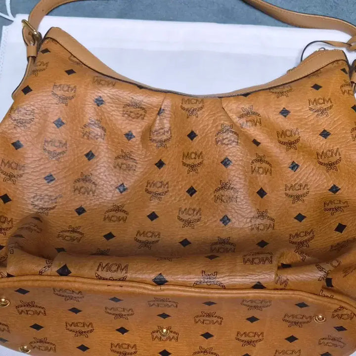 [BUNJANG] MCM Visetos Hobo Bag / mcm핸드백
