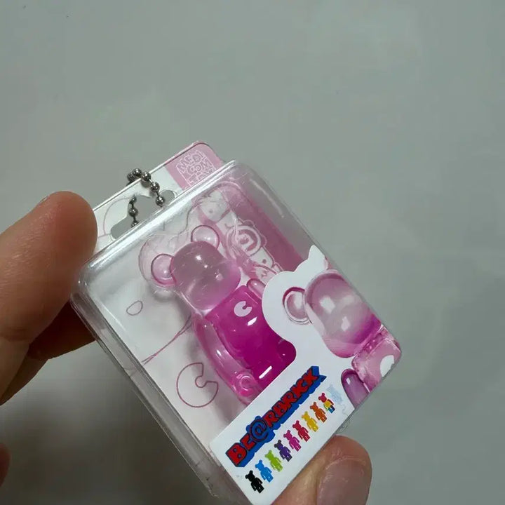 [BUNJANG] Bearbrick Package Miniature Charm Collection Gacha Clear Pink / 베어브릭 패키지 미니어쳐 챰 컬렉션 가챠 클리어 핑크