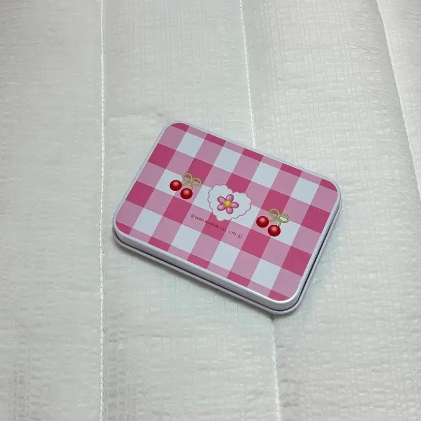 [BUNJANG] Sanrio Hello Kitty Cherry Tin Case / Storage Box + Memo Pad / 키티체리틴케이스/보관함+메모지