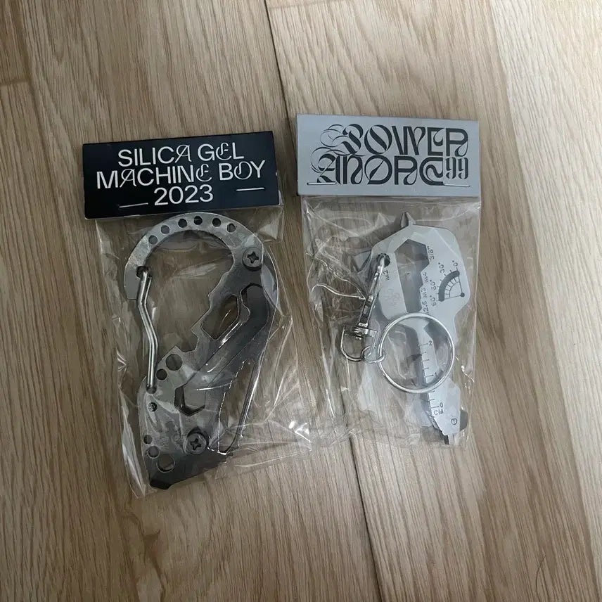 [BUNJANG] Silica Gel Machine Boy 2023 POWER ANDRE 99 Gift Keyring Bundle Set / [미개봉 새상품] 실리카겔 기프트 키링 일괄판매