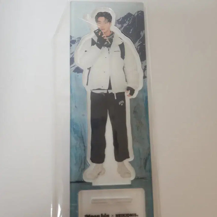 [BUNJANG] Moonbin Nakedness Acrylic Standee / 문빈 네이키드니스 아크릴 스탠드