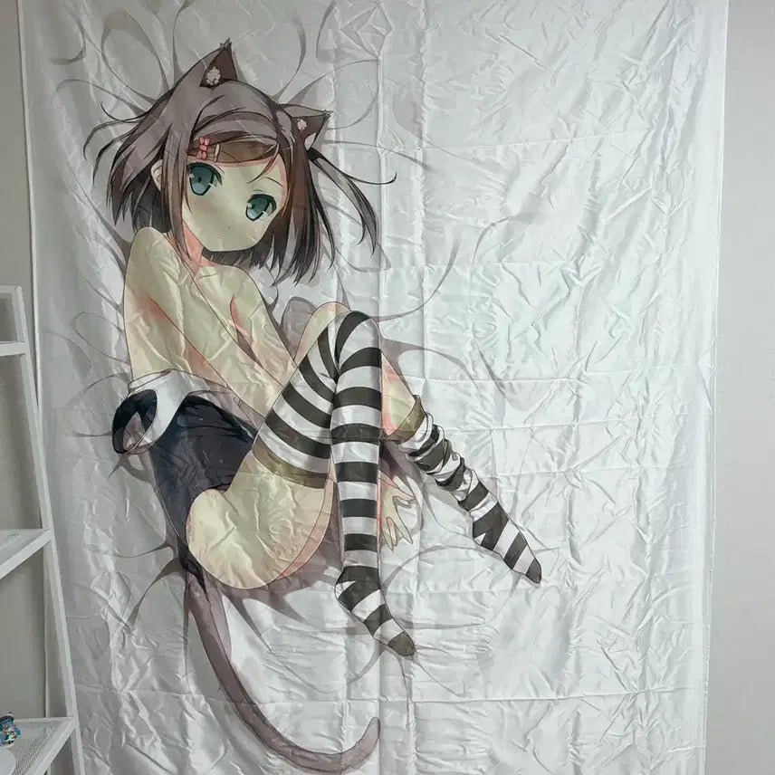 [BUNJANG] Cat Bed Sheet Fabric Poster Tapestry / 변웃고 웃지 않는 고양이 침대시트 패브릭 포스터 태피스트리