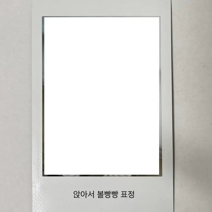 [BUNJANG] Flareu Kang Woo Jin Signed Polaroid / 플레어유 flareu 강우진 싸인 폴라로이드 싸폴 폴라 양도 최립우