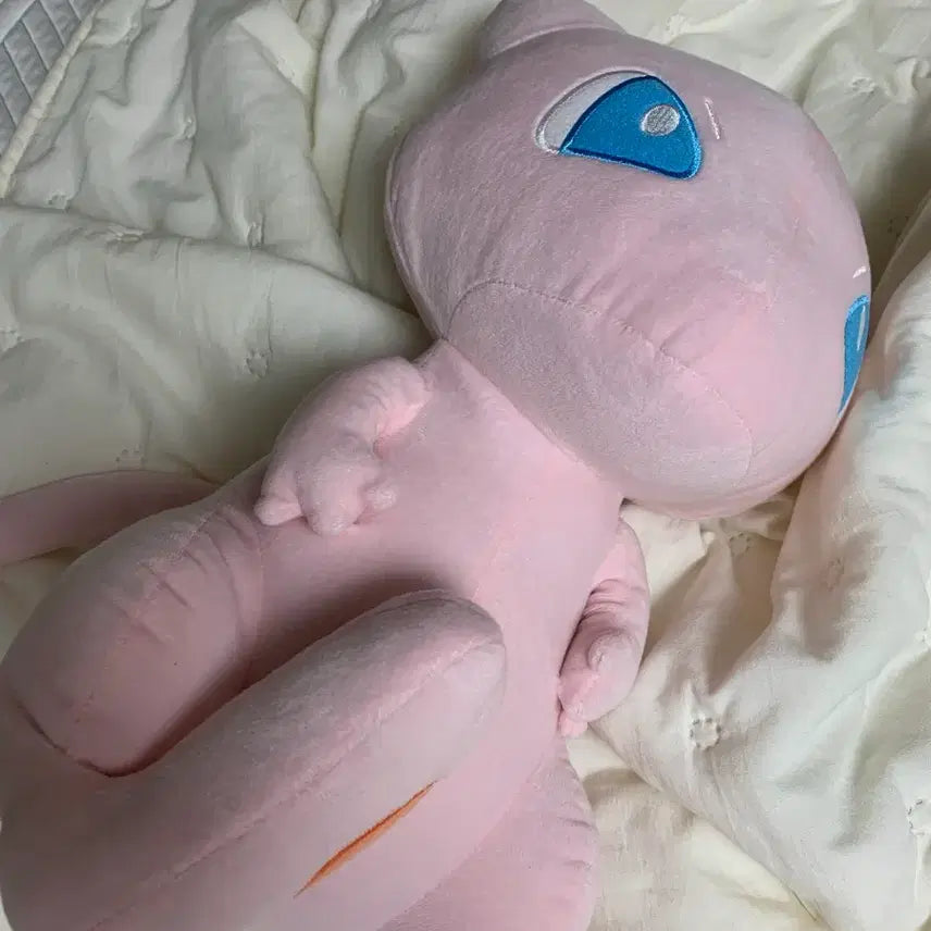 [BUNJANG] Pokemon Mew 30cm Plush Toy / 포켓몬스터 포켓몬 뮤 30cm 인형 판매합니다