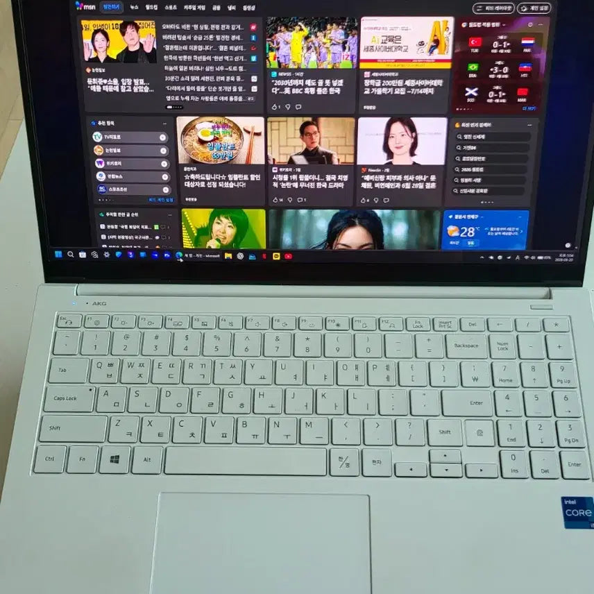 [BUNJANG] Samsung Galaxy Book Ion 2 NTX950XDA-KC58W Laptop / 마지막네고)갤럭시북 이온2 15인치,i5-11세대