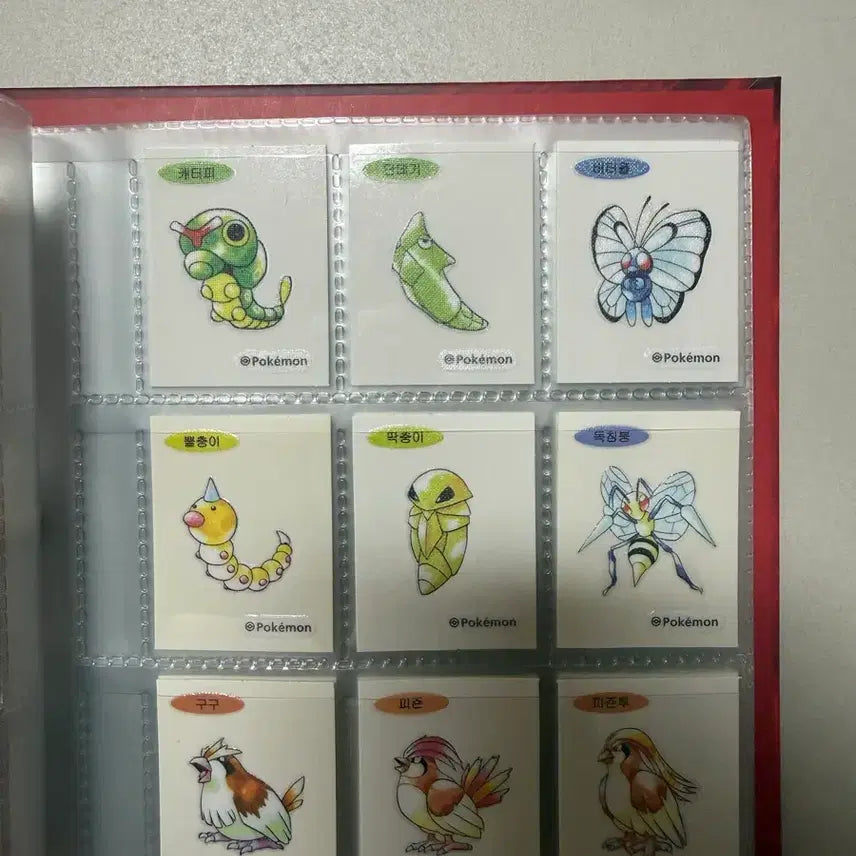 [BUNJANG] Pokemon 30th Anniversary Artwork Ddibbusi 100 Types + Charizard Ddibbusi Book / 포켓몬 30주년 아트워크 띠부씰 100종 + 리자몽 띠부씰북