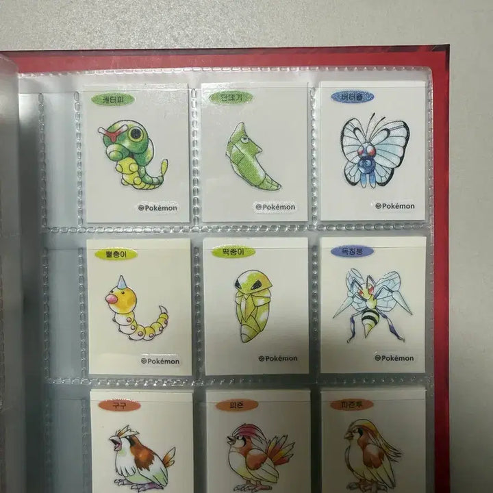[BUNJANG] Pokemon 30th Anniversary Artwork Ddibbusi 100 Types + Charizard Ddibbusi Book / 포켓몬 30주년 아트워크 띠부씰 100종 + 리자몽 띠부씰북