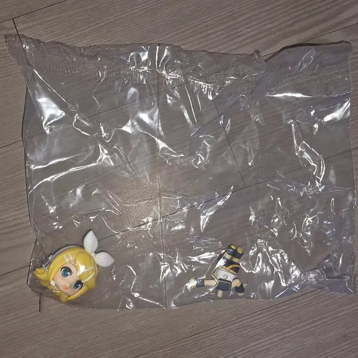 [BUNJANG] Vocaloid Nendoroid Surprise Kagamine Rin Figure / 보컬로이드 넨도로이드 서프라이즈 카가미네 린