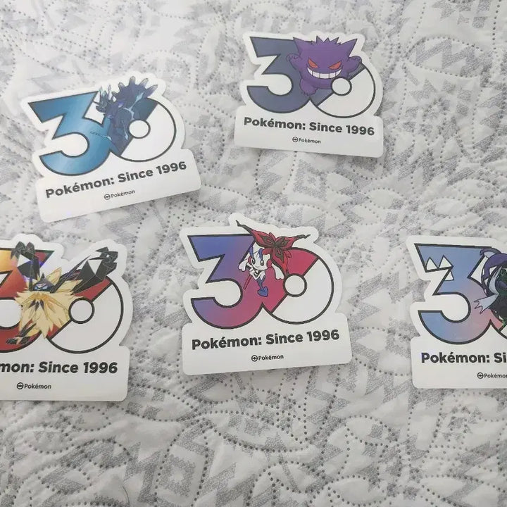 [BUNJANG] Pokemon 30th Anniversary Logo Sticker Set / 포켓몬 30주년 로고 스티커 판매 팬텀 포함