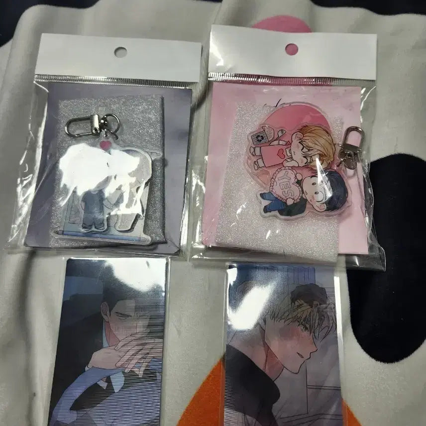 [BUNJANG] Saebyeok Gureum Gang Yeon Sim Gyehoek Acrylic Keyring Lenticular Photocard Bundle Set / 새벽 구름 강 연심계획 아크릴 키링 렌티큘러 포토카드 일괄