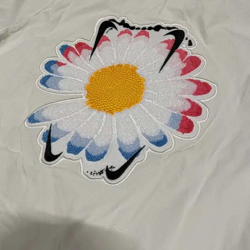 [SOLD OUT] 나이키 x 피스마이너스원 화이트 자켓 XL