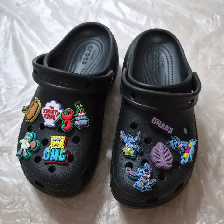 [SOLD OUT] 크록스 클래식 플랫폼 클로그 블랙 W7(240)