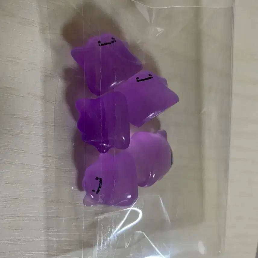 [BUNJANG] Ditto Charms (Set of 5) / 메타몽파츠5개 팝니다