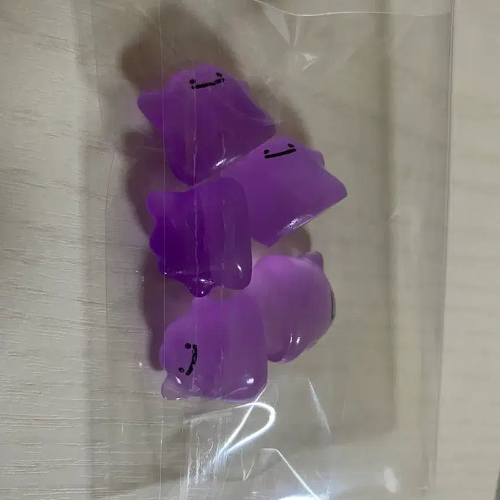[BUNJANG] Ditto Charms (Set of 5) / 메타몽파츠5개 팝니다