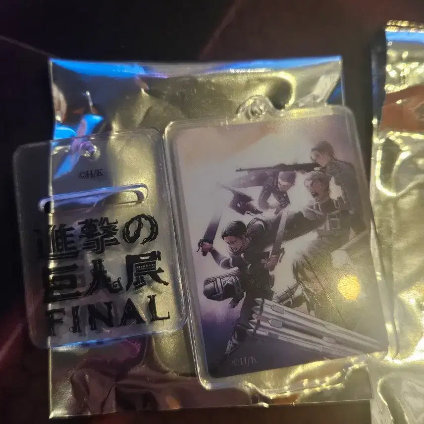 [BUNJANG] Attack on Titan Exhibition Acrylic Stand / 진격의 거인 전시회 아크릴