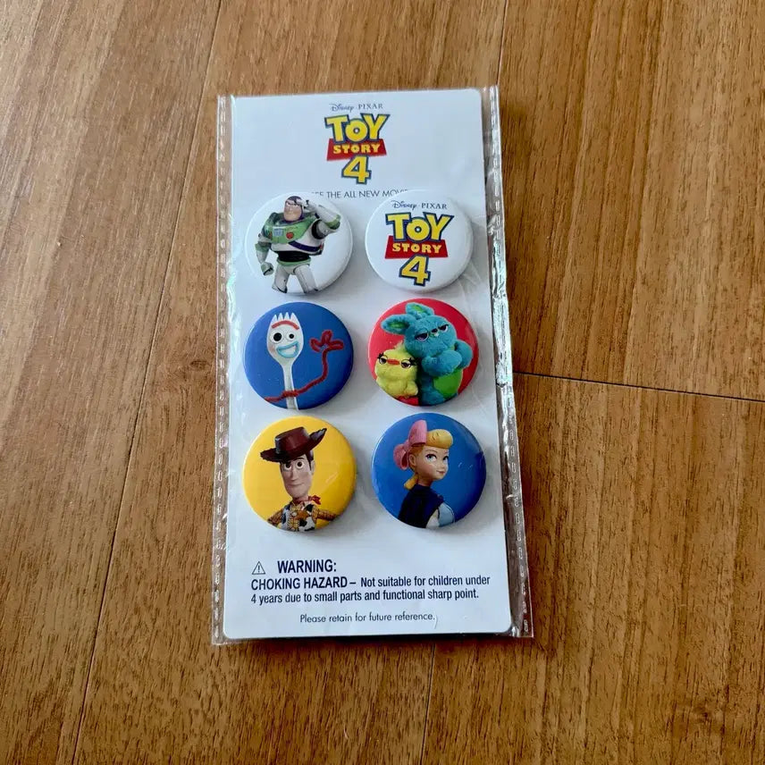 [BUNJANG] Toy Story 4 Pin Badge Set / 토이스토리4 뱃지 세트 토이스토리5아이맥스포스터디즈니픽사영화캔뱃지핀뱃지