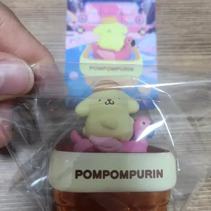 [BUNJANG] Sanrio Pool Party Series Pompompurin Figure / 산리오 수영장 파티 시리즈 폼폼푸린 피규어