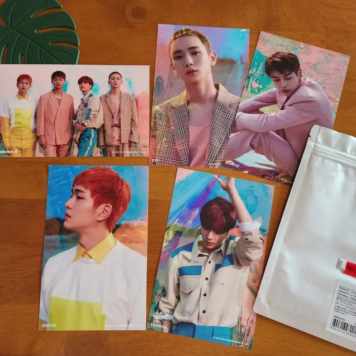 [BUNJANG] SHINee 6th Album Photo Set (5 Types) / 샤이니 6집 포토 5종 세트