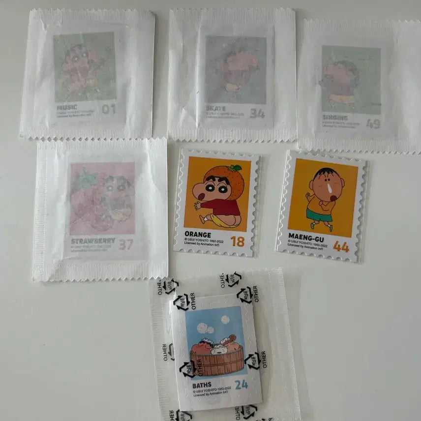 [BUNJANG] Crayon Shin-chan Stamp Stickers / 짱구 우표 띠부씰 스티커