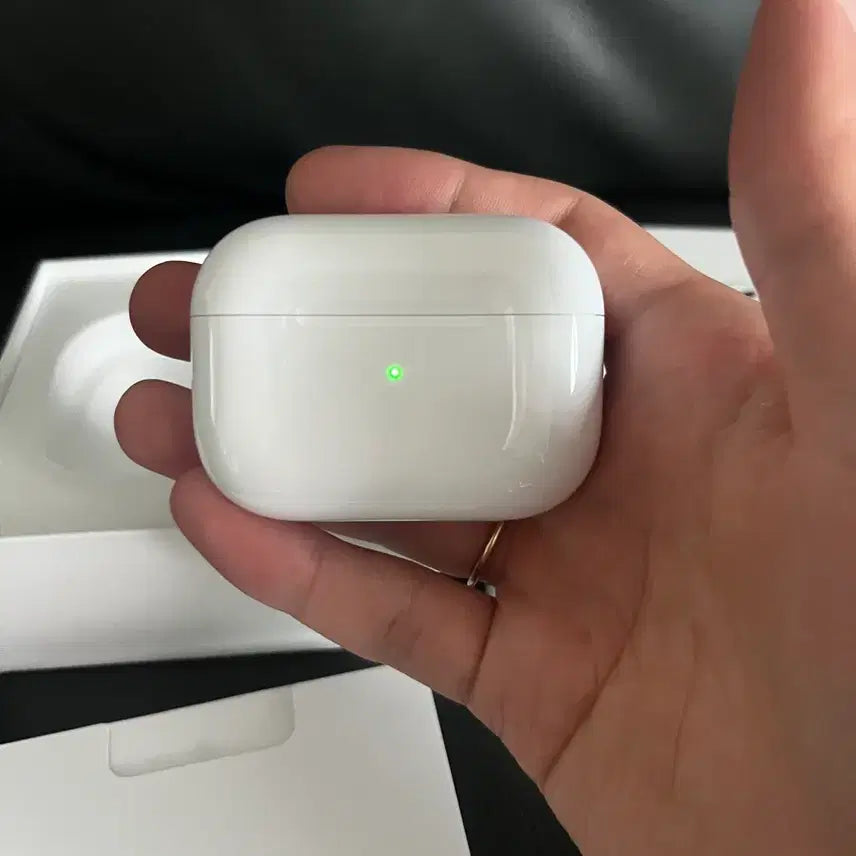 [BUNJANG] Apple AirPods Pro 2 Full Box / 에어팟프로2 풀박스 , 한주 사용