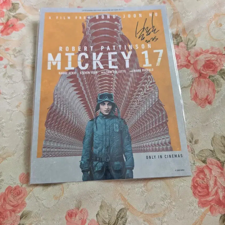 [BUNJANG] Mickey17 Art Card / 미키17 아트카드