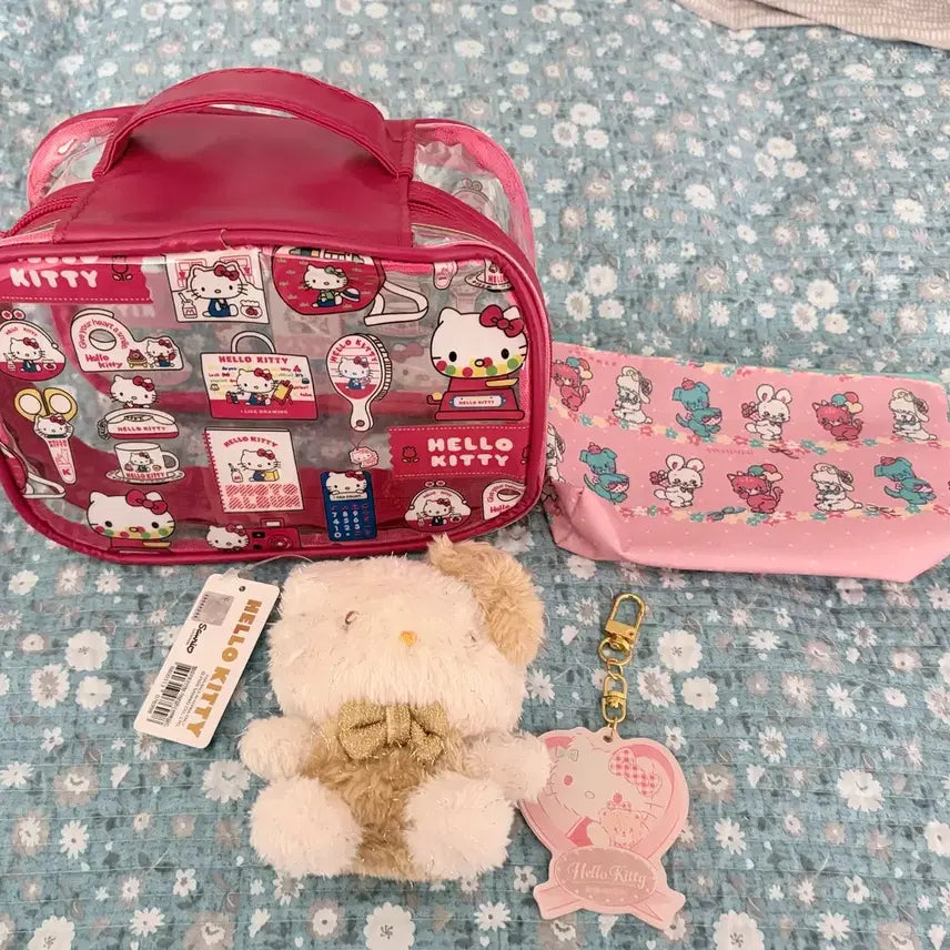 [SOLD OUT] 헬로키티 파우치 세트