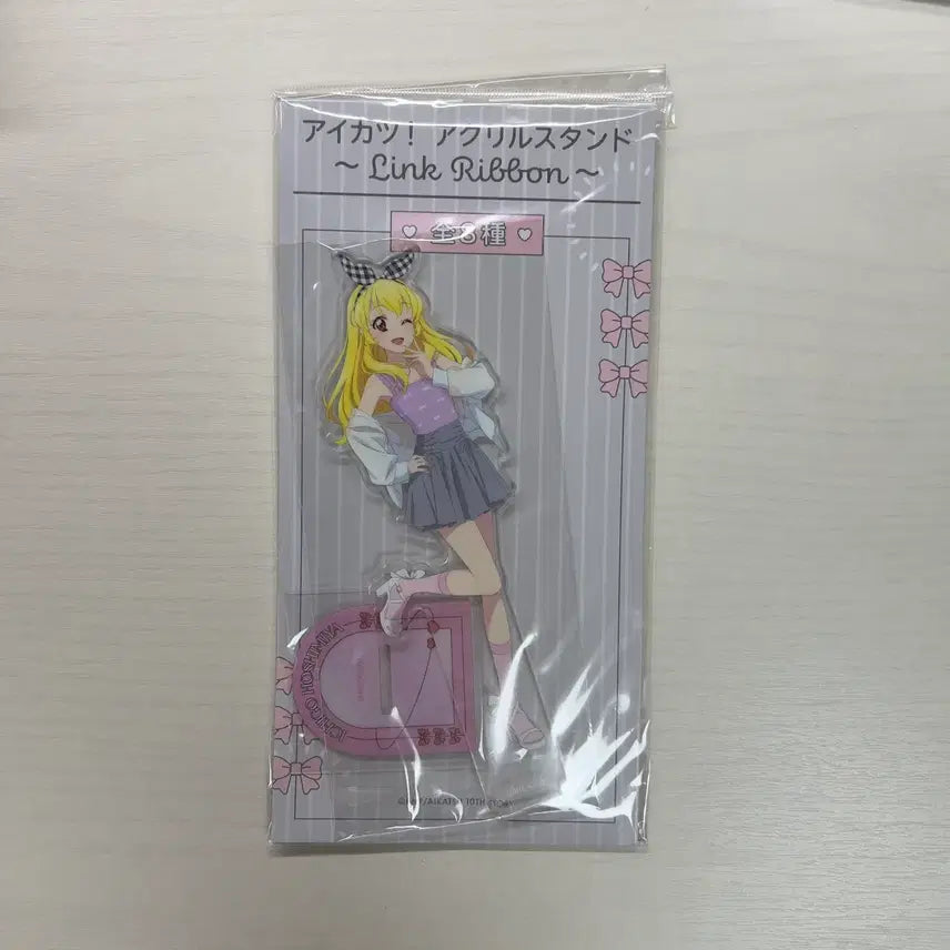 [BUNJANG] Aikatsu! Link Ribbon Acrylic Stand Ichigo (Sealed) / 아이카츠 링크 리본 아크릴 스탠드 이치고 미개봉 판매
