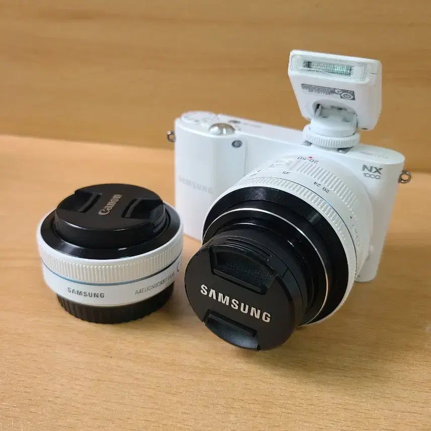 [BUNJANG] Samsung NX1000 Mirrorless Camera Double Lens Set (White) / 삼성 NX1000 화이트 카메라 더블렌즈세트 판매합니다