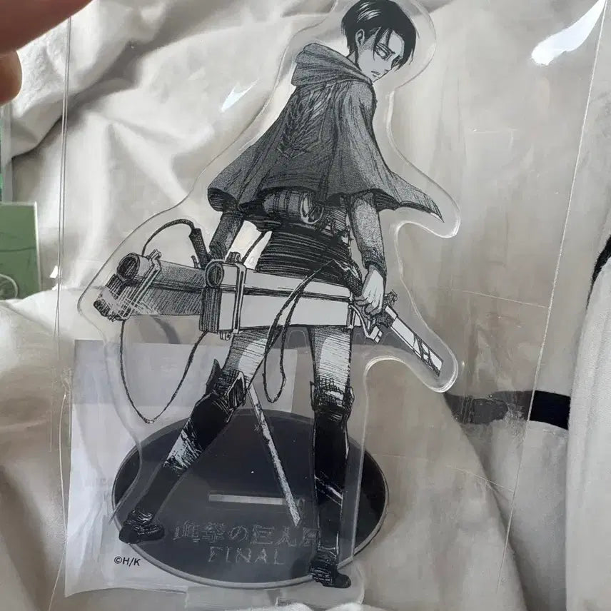 [BUNJANG] Attack on Titan Levi Acrylic Stand / 진격거 덕스 팝업 리바이 아크릴 스탠드