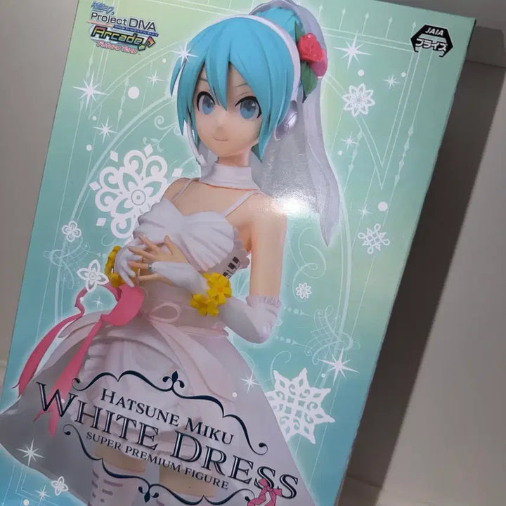 [BUNJANG] SEGA SPM Hatsune Miku Wedding White Dress Figure (Sealed) / 미개봉) 세가 spm 프디바 하츠네미쿠 웨딩 화이트 드레스 피규어