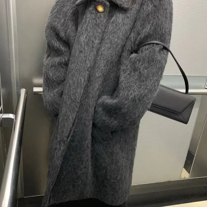 [SOLD OUT] 헤어리 코트