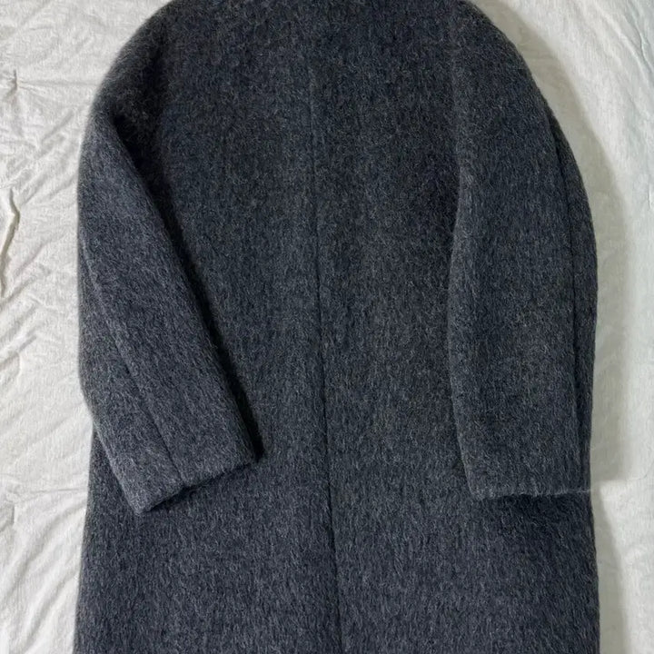 [SOLD OUT] 헤어리 코트