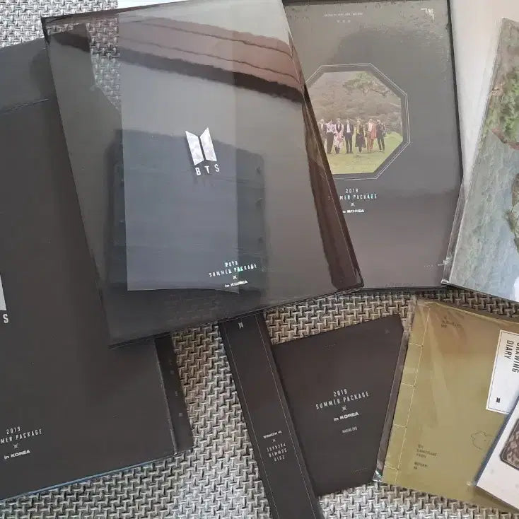 [BUNJANG] BTS 2019 Summer Package Unsealed / BTS 2019 서머패키지 양도