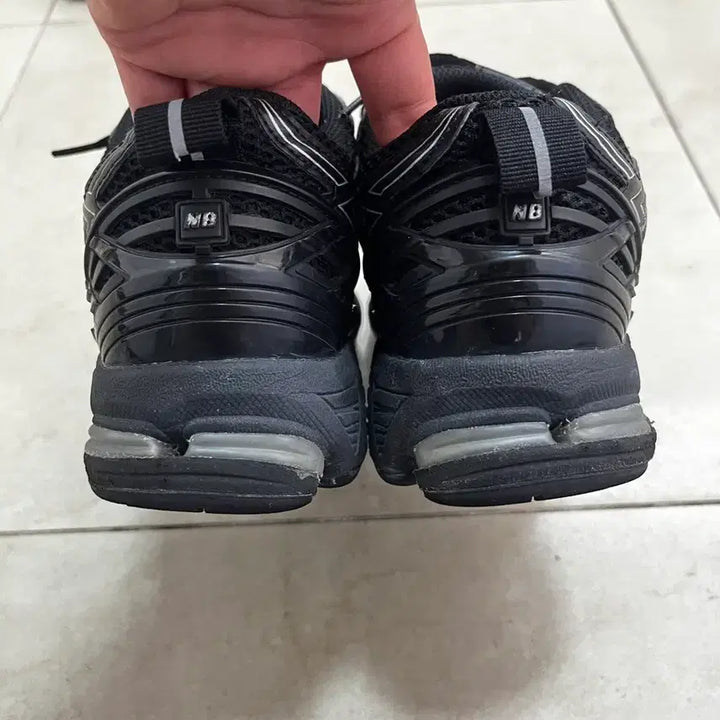 [BUNJANG] New Balance 1906R Black 260 / 뉴발 1906R 블랙 260