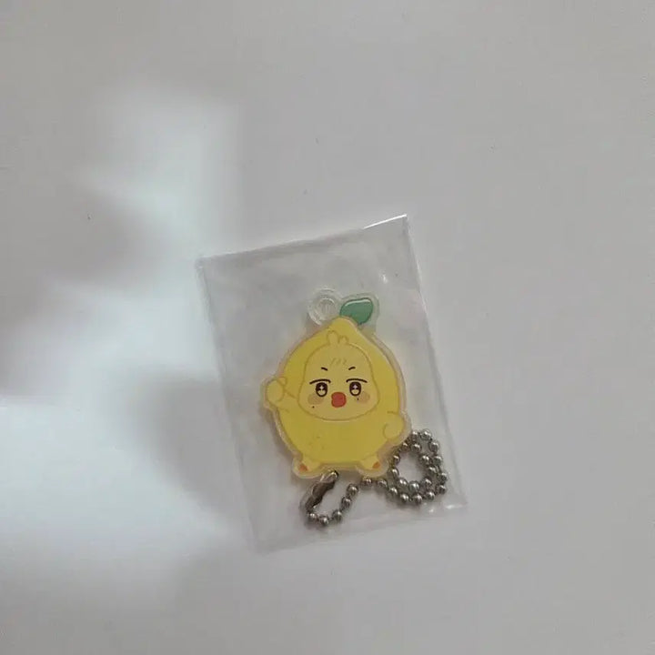 [BUNJANG] ATEEZ Mingi Lemondrop Acrylic Keyring / 에이티즈 민기 뿅밍 레몬드랍 아크릴 키링