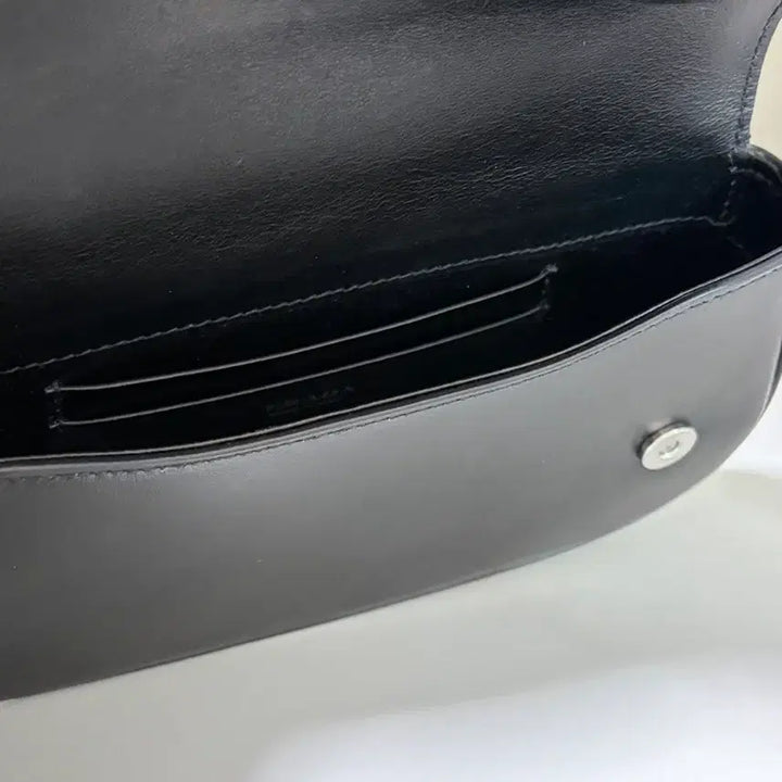 [BUNJANG] Prada Mini Bag / (급처) 프라다 미니백 정품