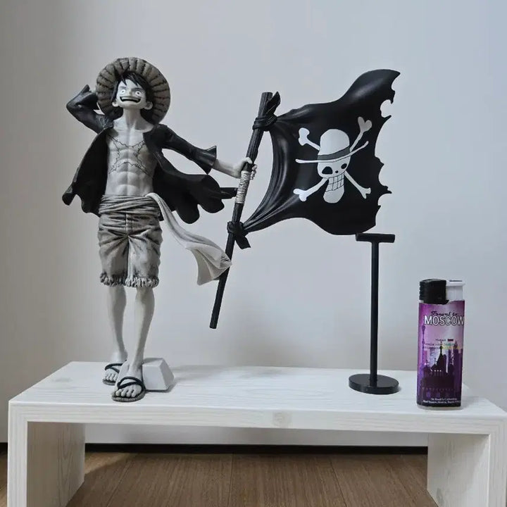 [BUNJANG] Banpresto One Piece Magazine Figure Monkey D. Luffy Monochrome Version / 원피스 루피 해적기 피규어