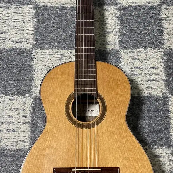 [BUNJANG] Eom Tae Chang No. 45 Classical Guitar (2014) / 엄태창 45호 2014 년산 클래식기타 기타