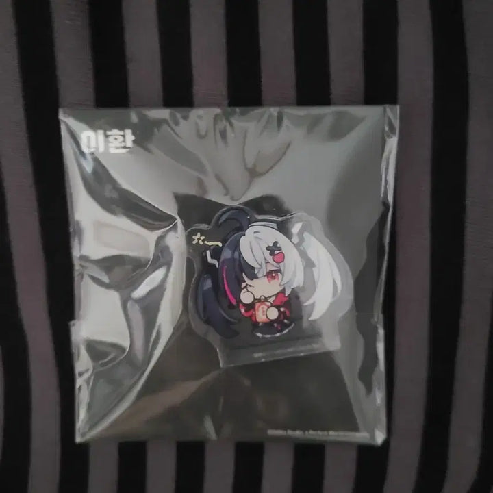 [BUNJANG] Lee Hwan Lacrimosa Acrylic Stand / 이환 gs25 라크리모사 아크릴 코롯토